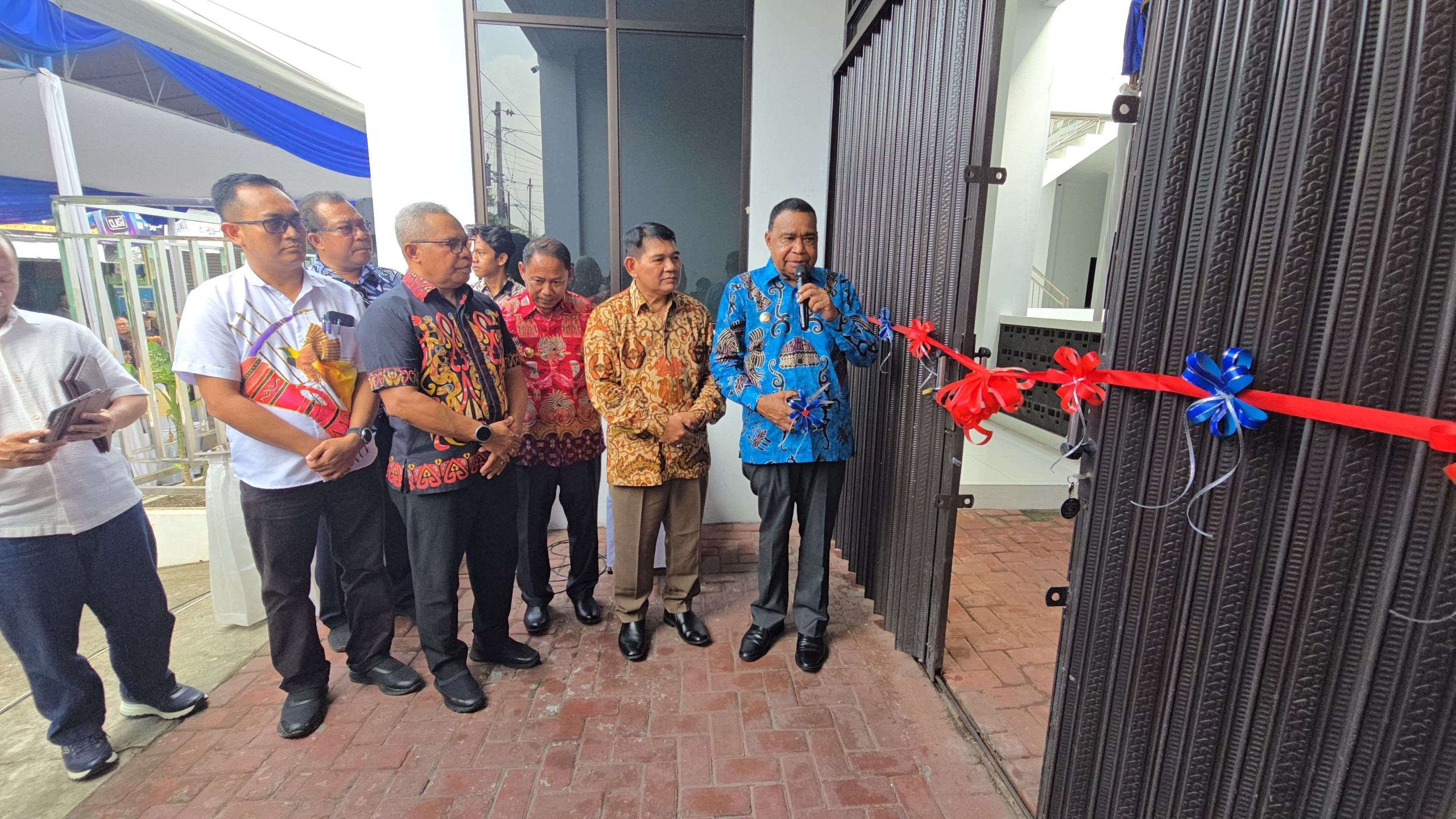 Bupati Yapen