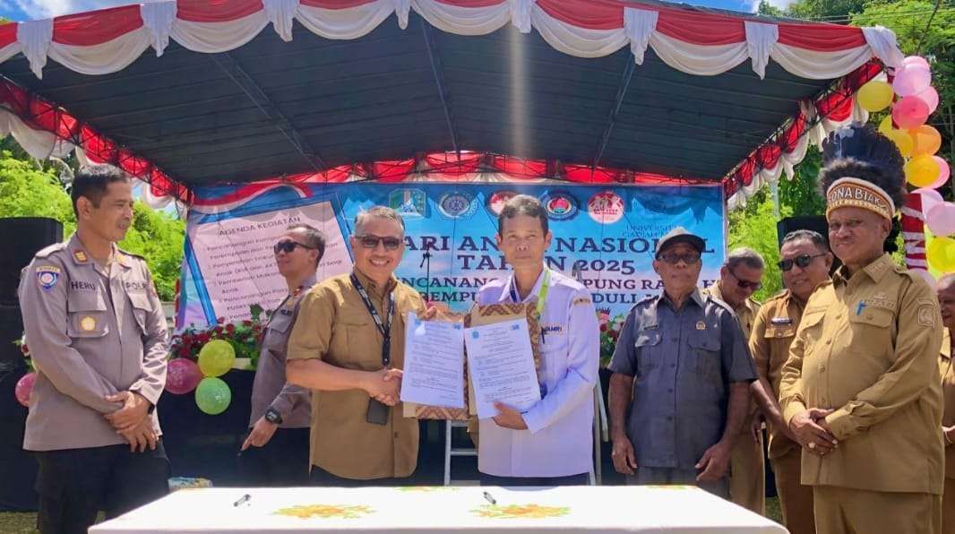 Kerjasama Pemda Biak Numfor dan Damri, Angkutan Sekolah